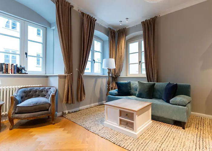 Wunderschoenes Altbaujuwel In Ruhiger Innenstadtlage Apartmán Augsburg