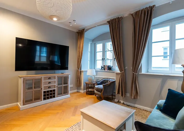 Wunderschoenes Altbaujuwel In Ruhiger Innenstadtlage *