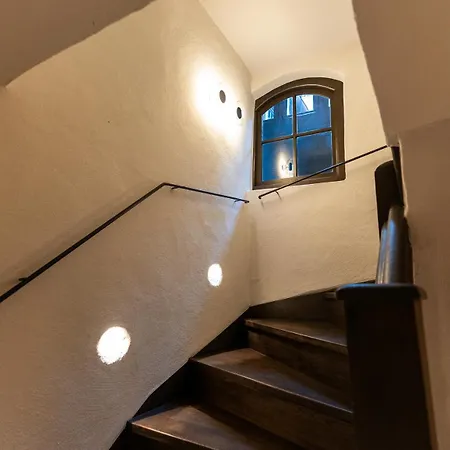 Wunderschoenes Altbaujuwel In Ruhiger Innenstadtlage