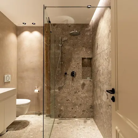 Wunderschoenes Altbaujuwel In Ruhiger Innenstadtlage Daire Augsburg