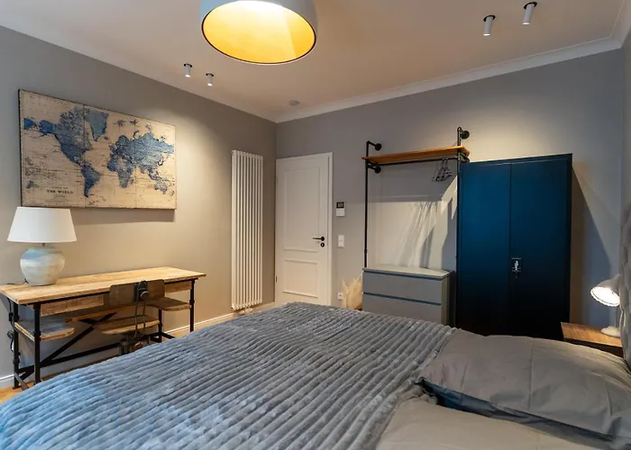 Apartment Wunderschoenes Altbaujuwel In Ruhiger Innenstadtlage *